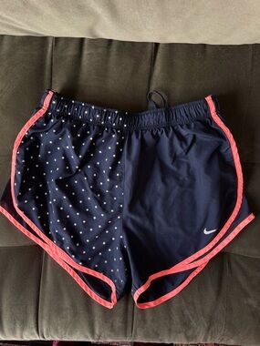 Nike Women's Navy Star-Print Athletic Shorts with Pink Trim